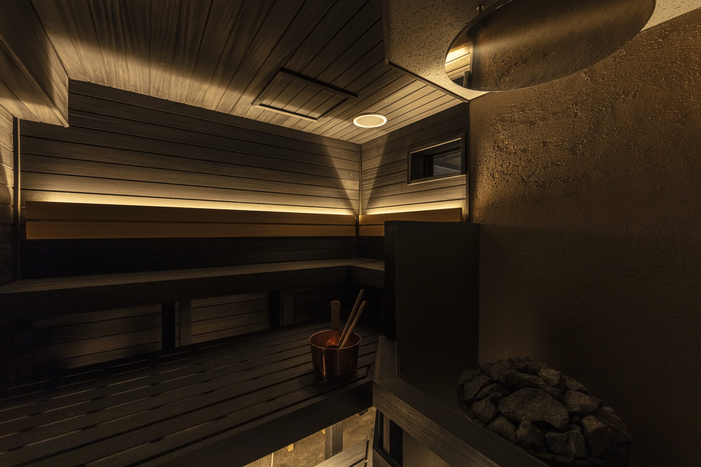 サウナ室②夜響